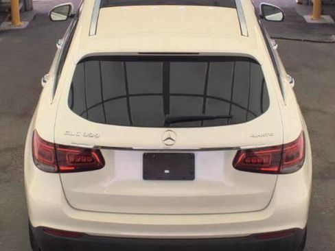 Used 2020 Mercedes-Benz GLC 300 4MATIC w/ Multimedia Package image 6