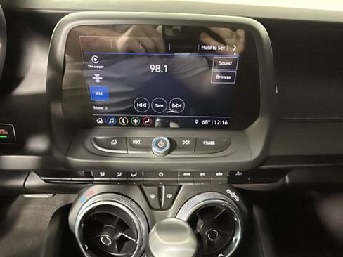 Used 2022 Chevrolet Camaro LT w/ Technology Package RWD image 23