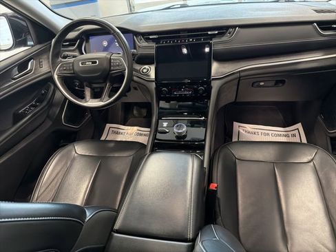 Used 2021 Jeep Grand Cherokee L Limited image 22