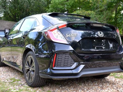 Used 2017 Honda Civic EX image 8