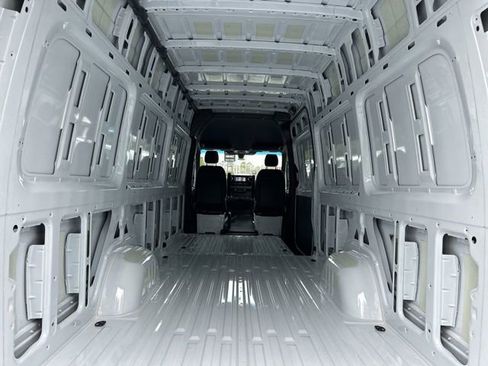 New 2026 Mercedes-Benz Sprinter 2500 image 26