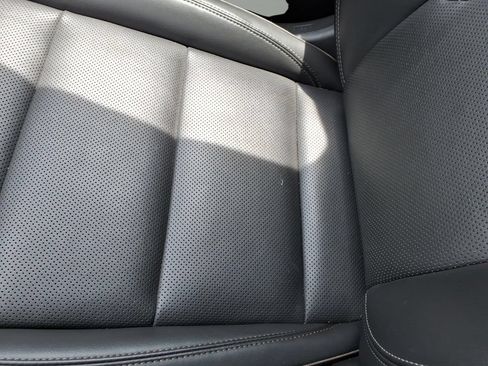 Used 2023 Buick Envision Essence FWD image 24