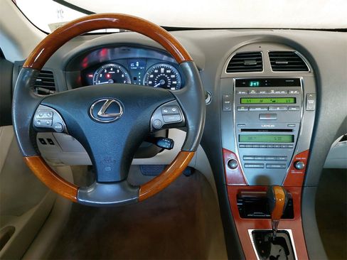 Used 2011 Lexus ES 350 image 15