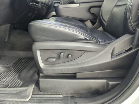 Used 2019 Chevrolet Silverado 1500 LT w/ All Star Edition image 13