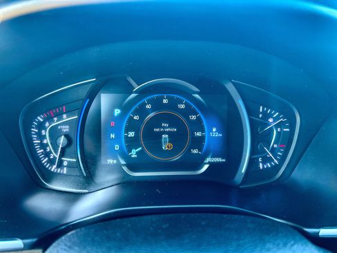 Used 2019 Hyundai Santa Fe Limited image 10