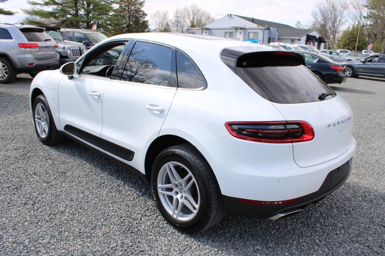 Used 2017 Porsche Macan AWD/4WD image 9