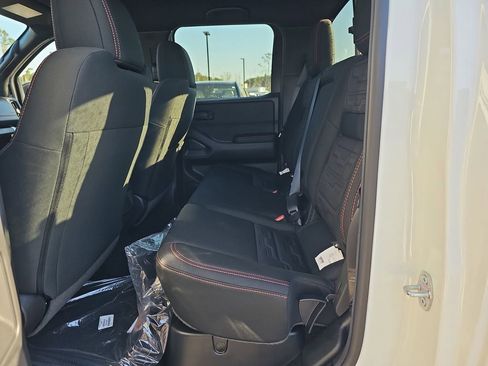 New 2026 Nissan Frontier Pro-X w/ Tow Package RWD image 18