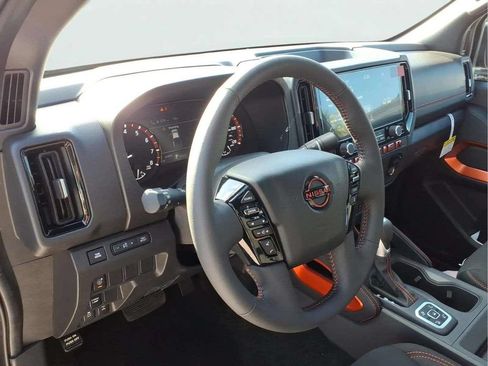 New 2026 Nissan Frontier PRO-4X w/ Tow Package AWD/4WD image 10