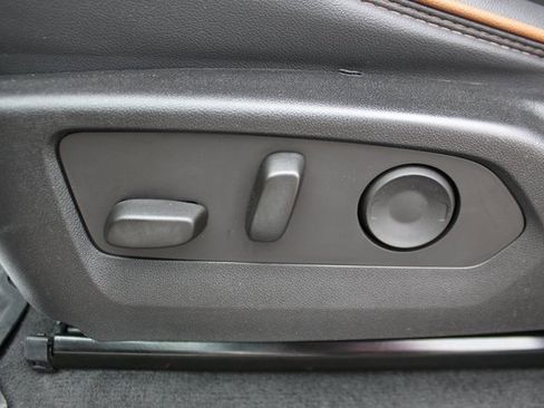 Used 2023 GMC Canyon AT4 w/ LPO, Skid Plate Package image 11