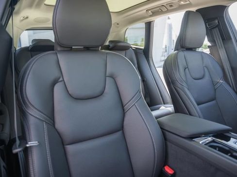 New 2027 Volvo XC60 B5 Ultra AWD/4WD image 37