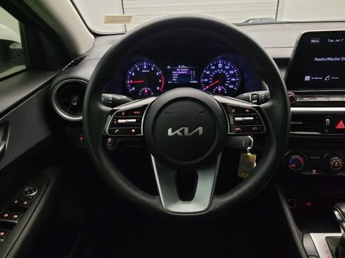 Used 2022 Kia Forte LXS FWD image 22