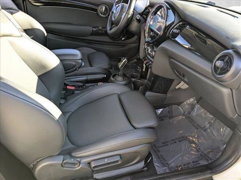 Used 2022 MINI Cooper S image 19