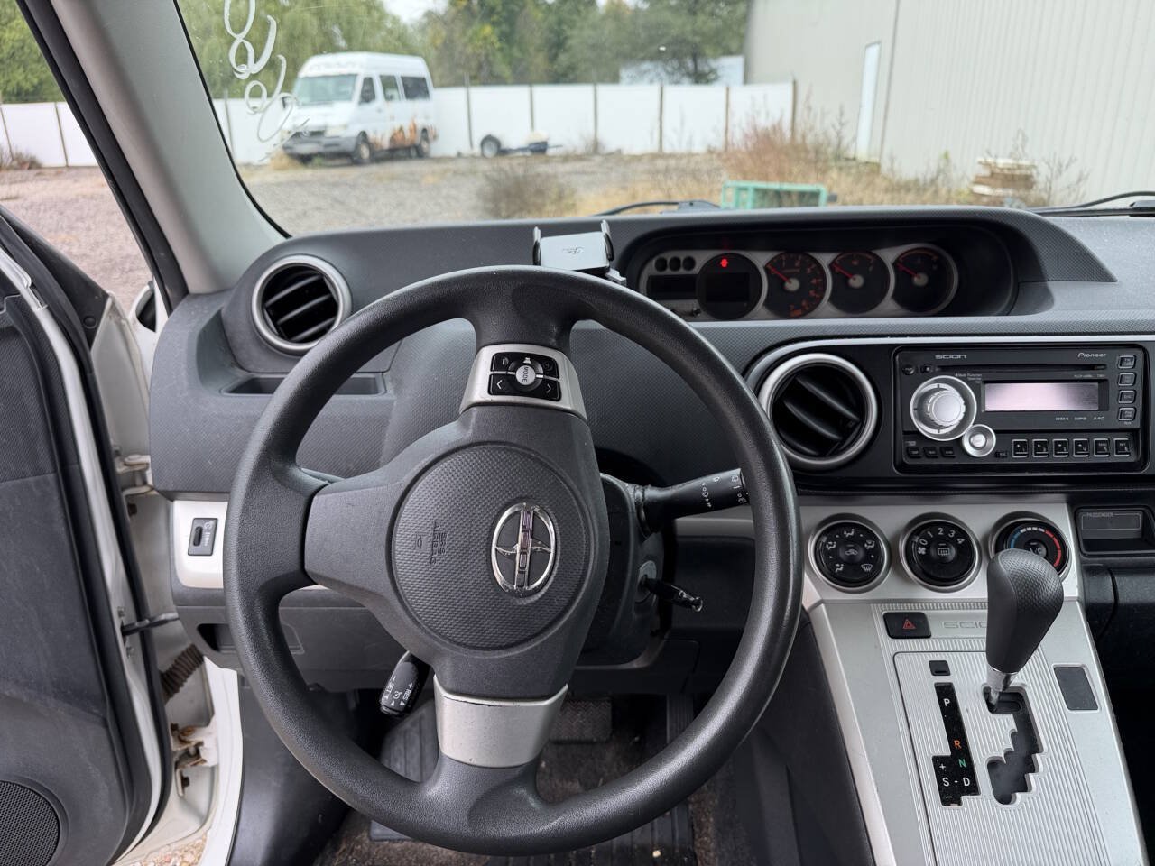 Used 2010 Scion xB FWD image 29