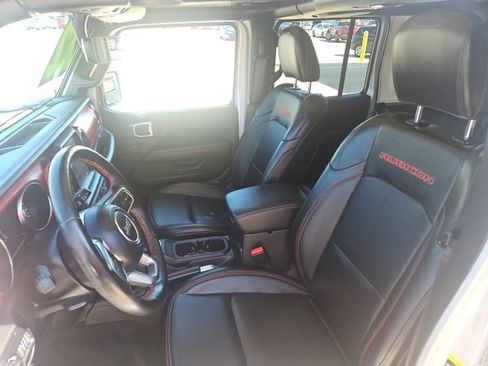 Used 2022 Jeep Wrangler Unlimited Rubicon w/ Cold Weather Group image 14