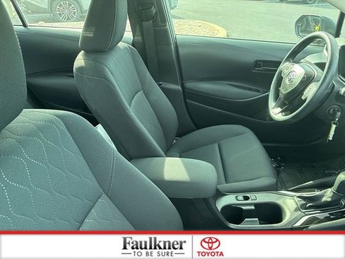 Certified 2025 Toyota Corolla LE FWD image 19