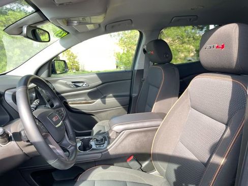 Used 2023 GMC Acadia AT4 AWD/4WD image 10