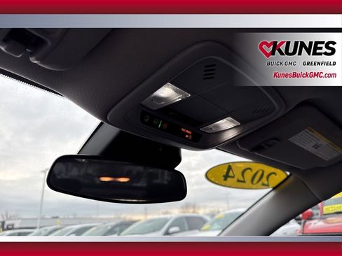 Used 2024 Chevrolet Malibu LT image 28