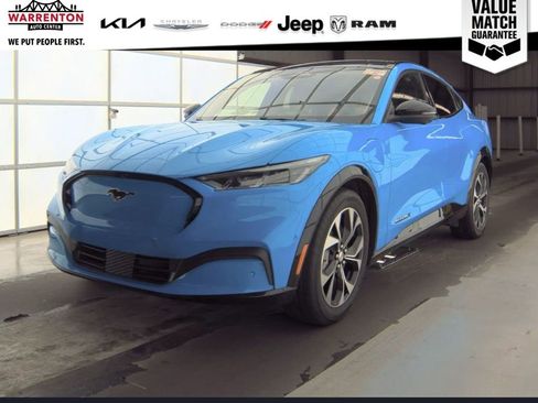 Used 2023 Ford Mustang Mach-E Premium image 17