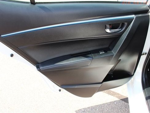 Used 2015 Toyota Corolla S FWD image 22
