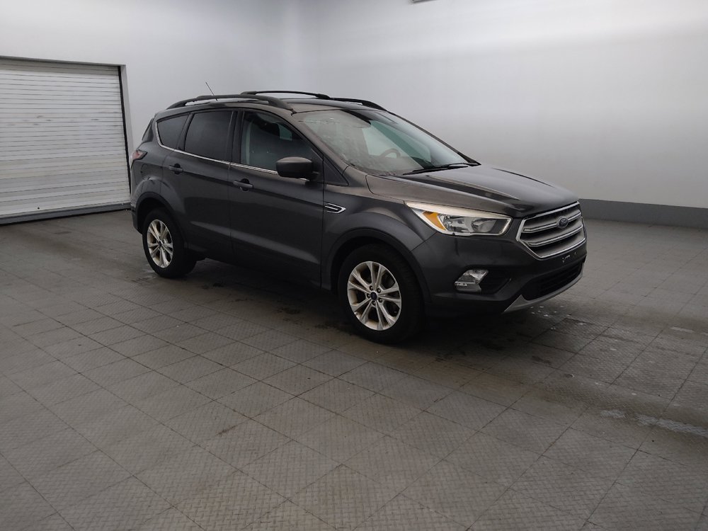 Used 2018 Ford Escape SE FWD image 11