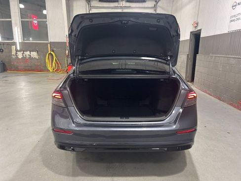 Used 2024 Honda Accord EX-L image 12