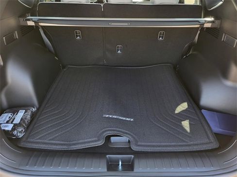 New 2026 Hyundai Tucson SE image 7