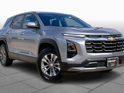 Used 2025 Chevrolet Equinox LT image 3