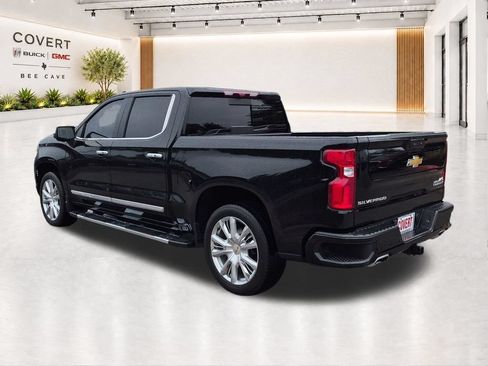 Used 2024 Chevrolet Silverado 1500 High Country w/ High Country Premium Package RWD image 11
