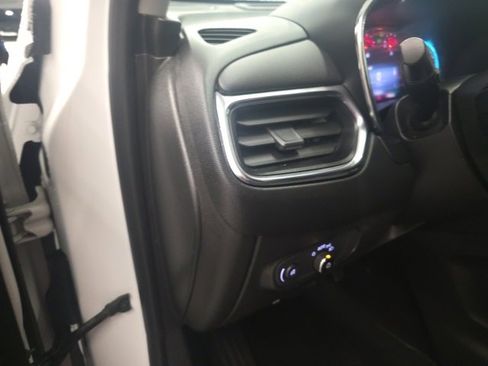 Used 2023 Chevrolet Equinox LT image 13