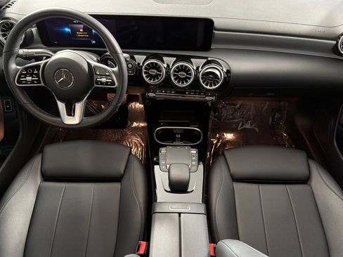 Used 2023 Mercedes-Benz CLA 250 image 12