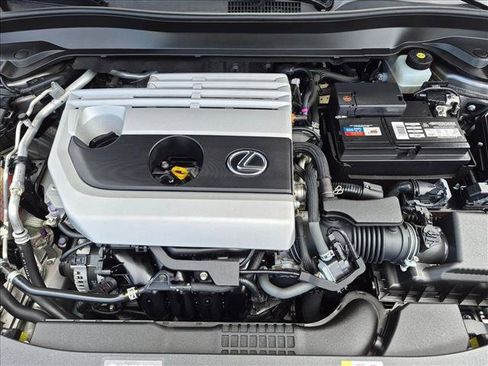 Used 2019 Lexus UX 200 w/ Accessory Package FWD image 23