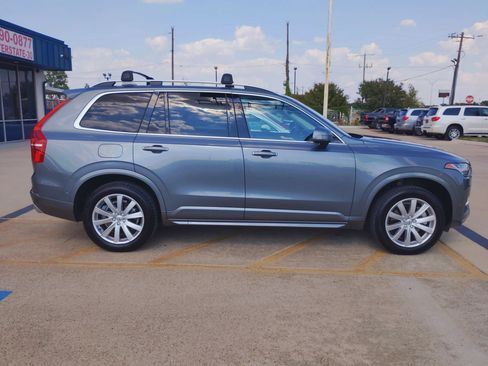 Used 2017 Volvo XC90 T6 Momentum w/ Vision Package AWD/4WD image 36