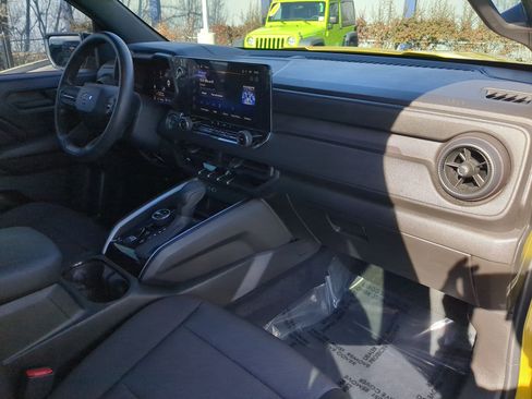 Certified 2023 Chevrolet Colorado Trail Boss w/ Technology Package image 19