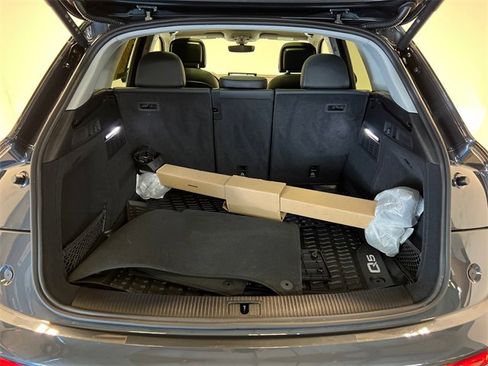 Used 2024 Audi Q5 2.0T Premium Plus w/ Premium Plus Package image 5