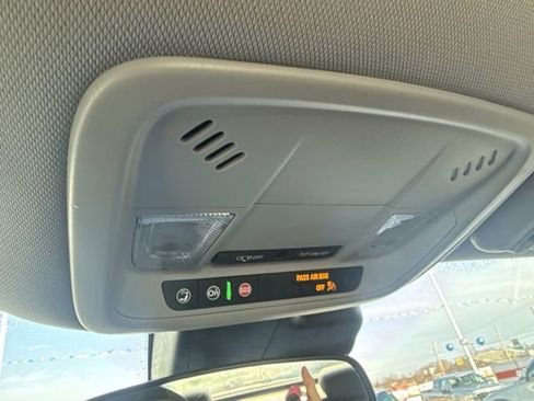 Used 2023 Chevrolet Malibu LT image 27