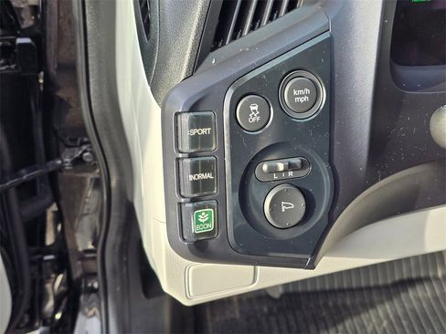 Used 2011 Honda CR-Z Base image 21