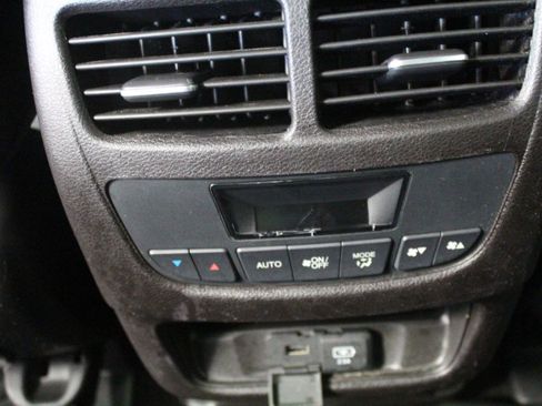 Used 2017 Acura MDX SH-AWD w/ Technology Package image 24