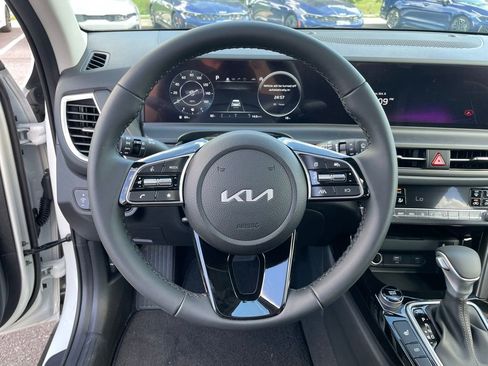New 2026 Kia Seltos EX w/ EX Sunroof Package FWD image 12