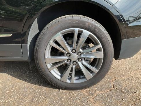 Used 2025 Cadillac XT5 Premium Luxury FWD image 28