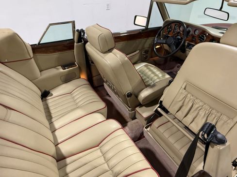 Used 1988 Rolls-Royce Corniche II image 48
