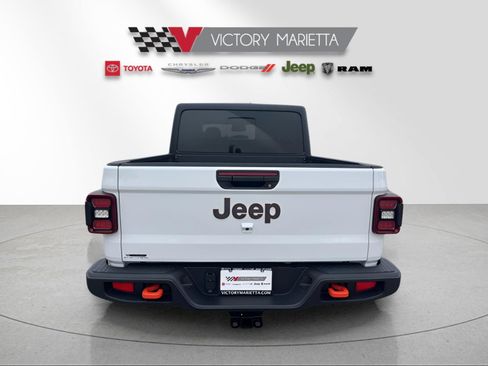 New 2026 Jeep Gladiator Mojave image 4