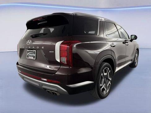Used 2024 Hyundai Palisade SEL w/ Premium Package image 9