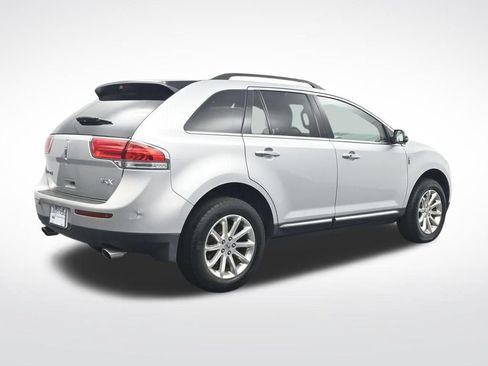 Used 2015 Lincoln MKX FWD w/ Equipment Group 101A image 6