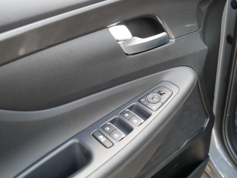 Used 2023 Hyundai Santa Fe SEL AWD/4WD image 15