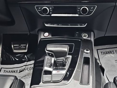 Used 2021 Audi SQ5 Premium Plus w/ Premium Plus Package image 17