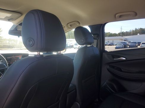 New 2026 Buick Encore GX Sport Touring image 7