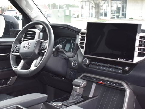 Used 2023 Toyota Tundra SR5 w/ SR5 Premium Package image 28