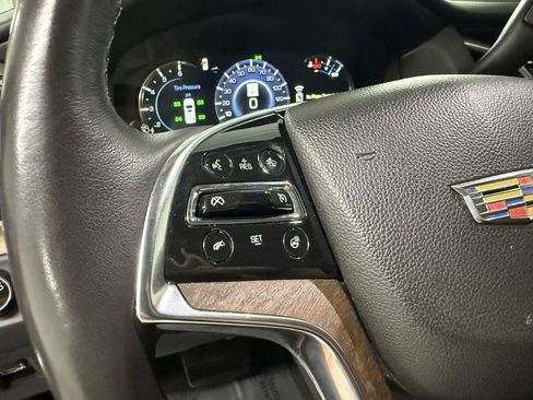 Used 2020 Cadillac Escalade ESV Premium Luxury AWD/4WD image 24