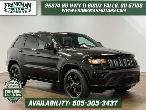 Used 2020 Jeep Grand Cherokee Altitude AWD/4WD image 1