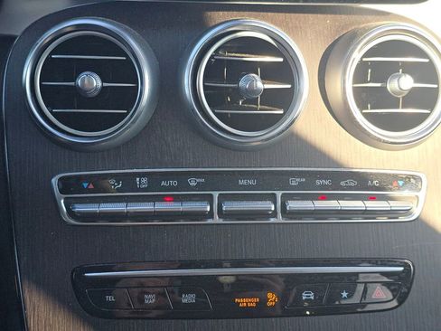 Certified 2022 Mercedes-Benz GLC 300 4MATIC image 33